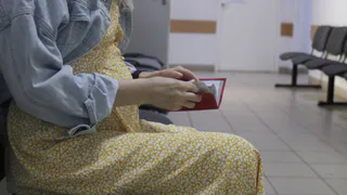 Стало известно, какой размер пособия на еду положен беременным в Коми