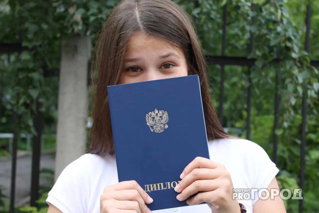 Студентка института при УГТУ незаконно получила диплом