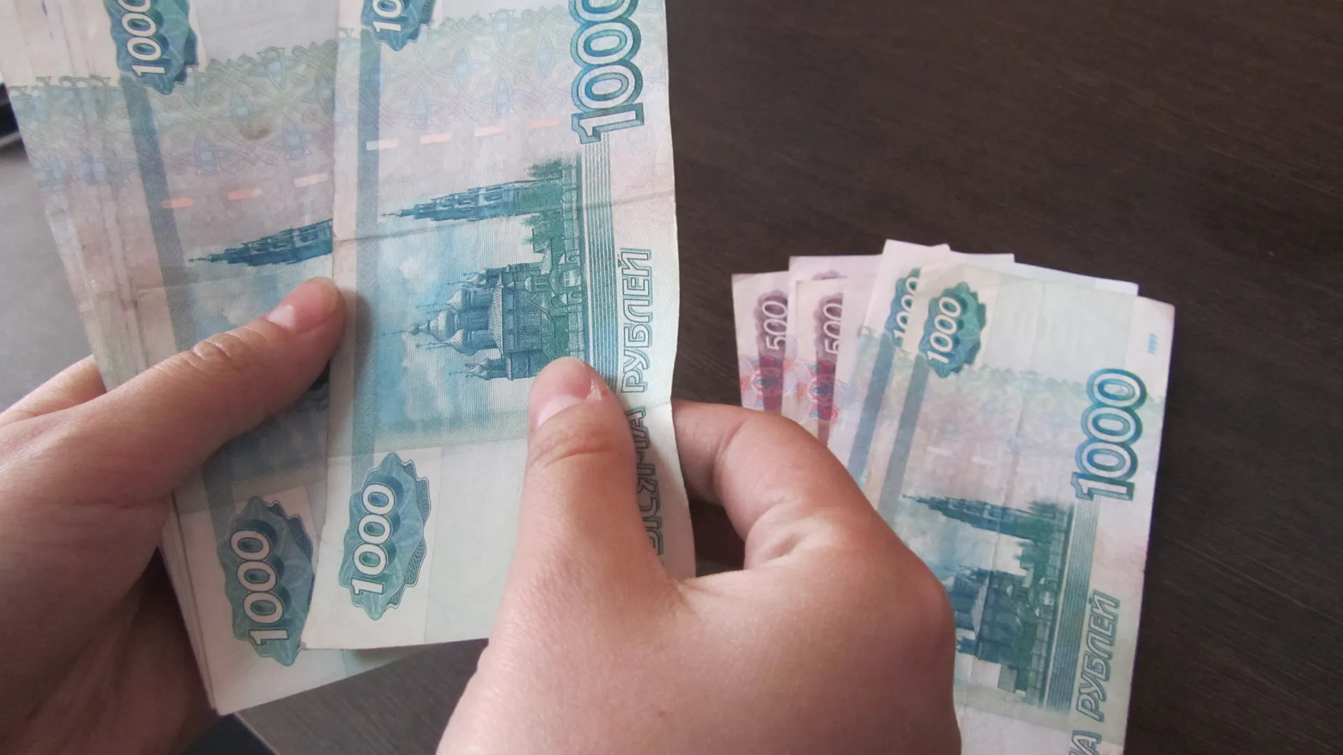 Жительница Коми взыскала с работодателя лишний налог