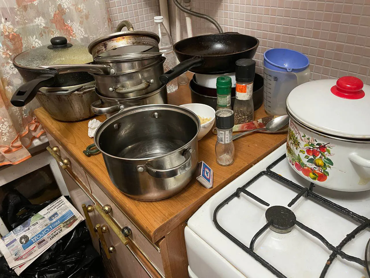 Губки для посуды заменила этой вещицей — не воняет и отмывает даже лучше