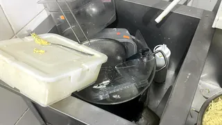 В Эжвинском районе столицы Коми пиццерия после трёх попыток возобновляет работу