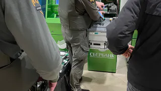 Звонок с номера 900: как отличить специалиста Сбербанка от мошенников