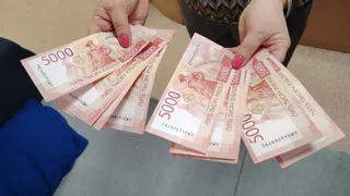 Указ подписан. Россиянам от 20 до 70 лет выплатят по 20 000 рублей с 18 июля