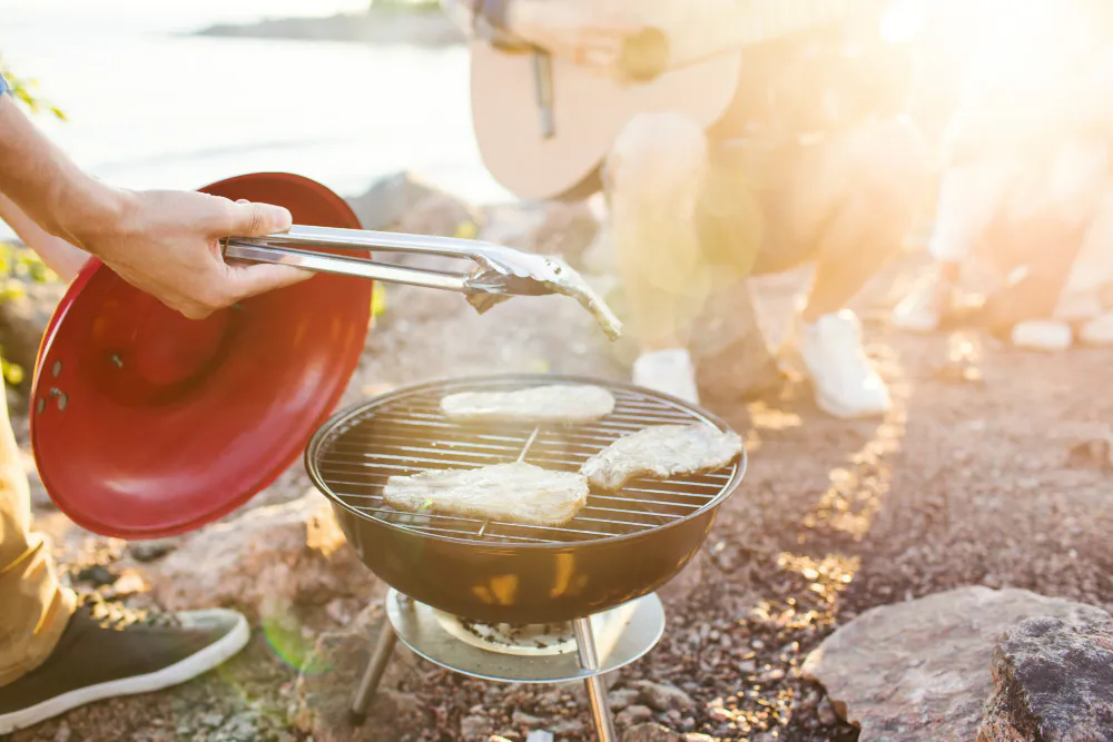 Топ вкусных блюд для пикника: что приготовить на открытом огне, кроме шашлыка