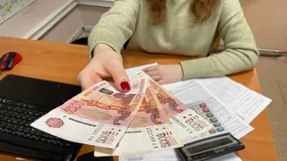 По 10 000 рублей разово пенсионерам. Решение принято